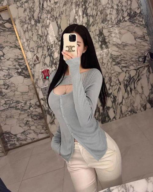 少妇网红系列在线视频,网络红人的魅力与争议