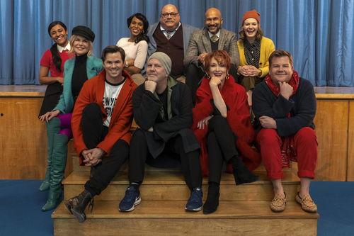 网红美国毕业舞会视频,网红视频展现青春狂欢瞬间