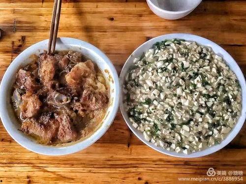 美食网红吃东西图片,镜头下的味蕾盛宴