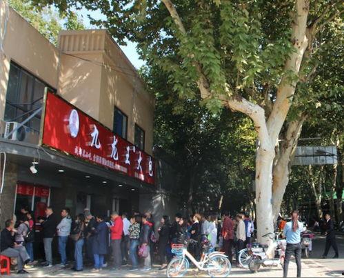 揭阳榕树下卖菜网红店,揭阳网红菜摊的烟火日常