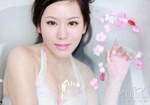 日本明星泡澡,泡澡文化背后的明星生活